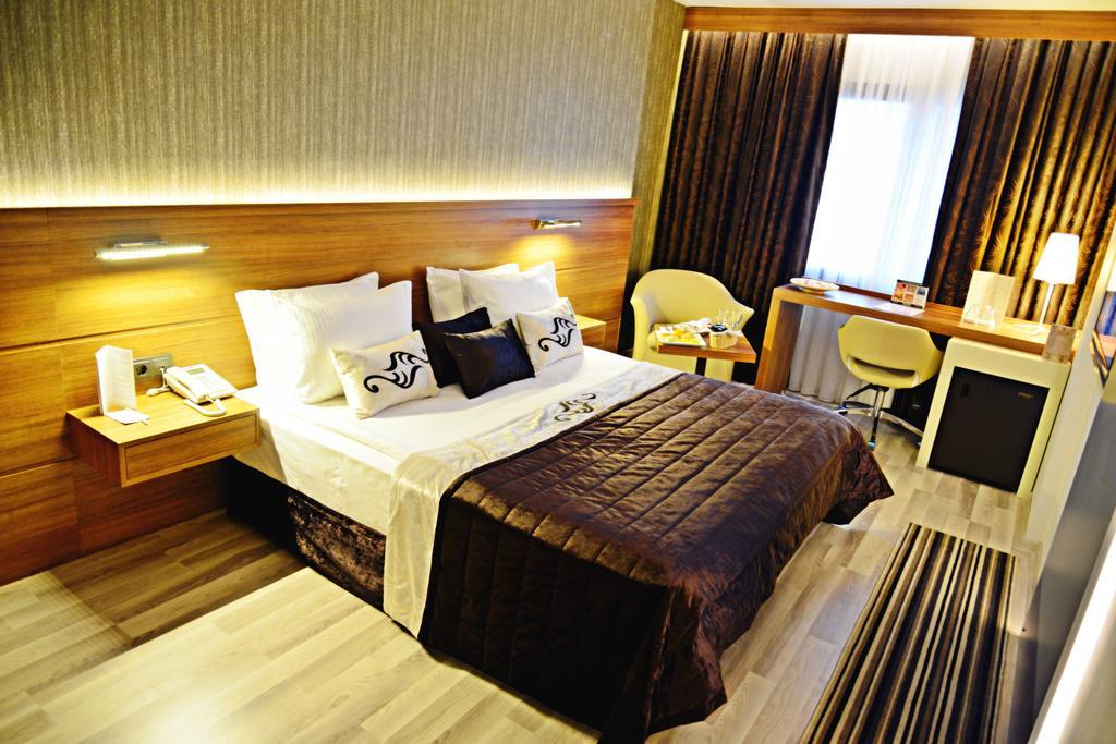 איזמיר Aksan Hotel מראה חיצוני תמונה