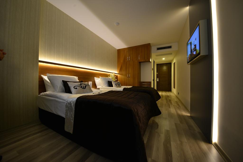 איזמיר Aksan Hotel מראה חיצוני תמונה