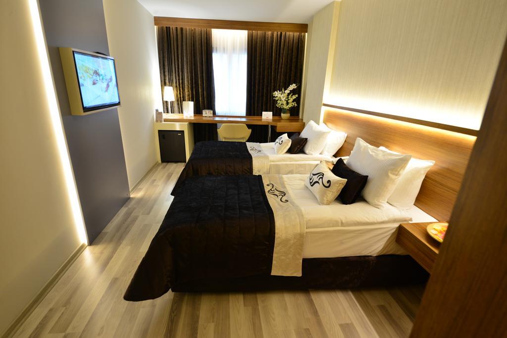 איזמיר Aksan Hotel מראה חיצוני תמונה
