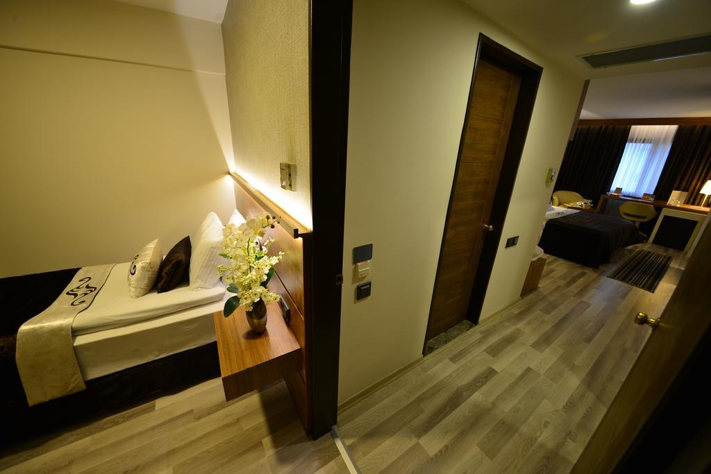איזמיר Aksan Hotel מראה חיצוני תמונה