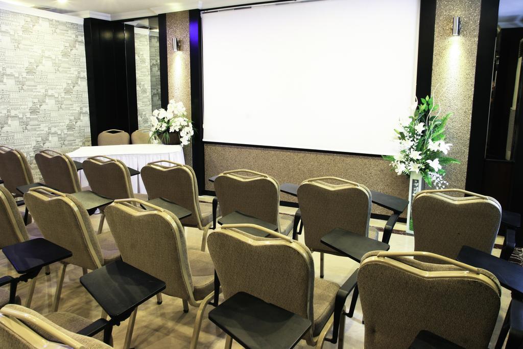 איזמיר Aksan Hotel מראה חיצוני תמונה